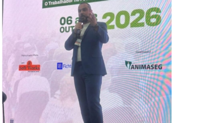 Paulo Carneiro Junior participa de debate sobre saúde mental e fatores psicossociais